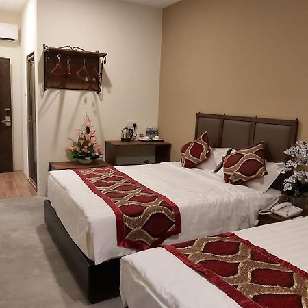 Kb Hotel Kepala Batas  Exterior foto